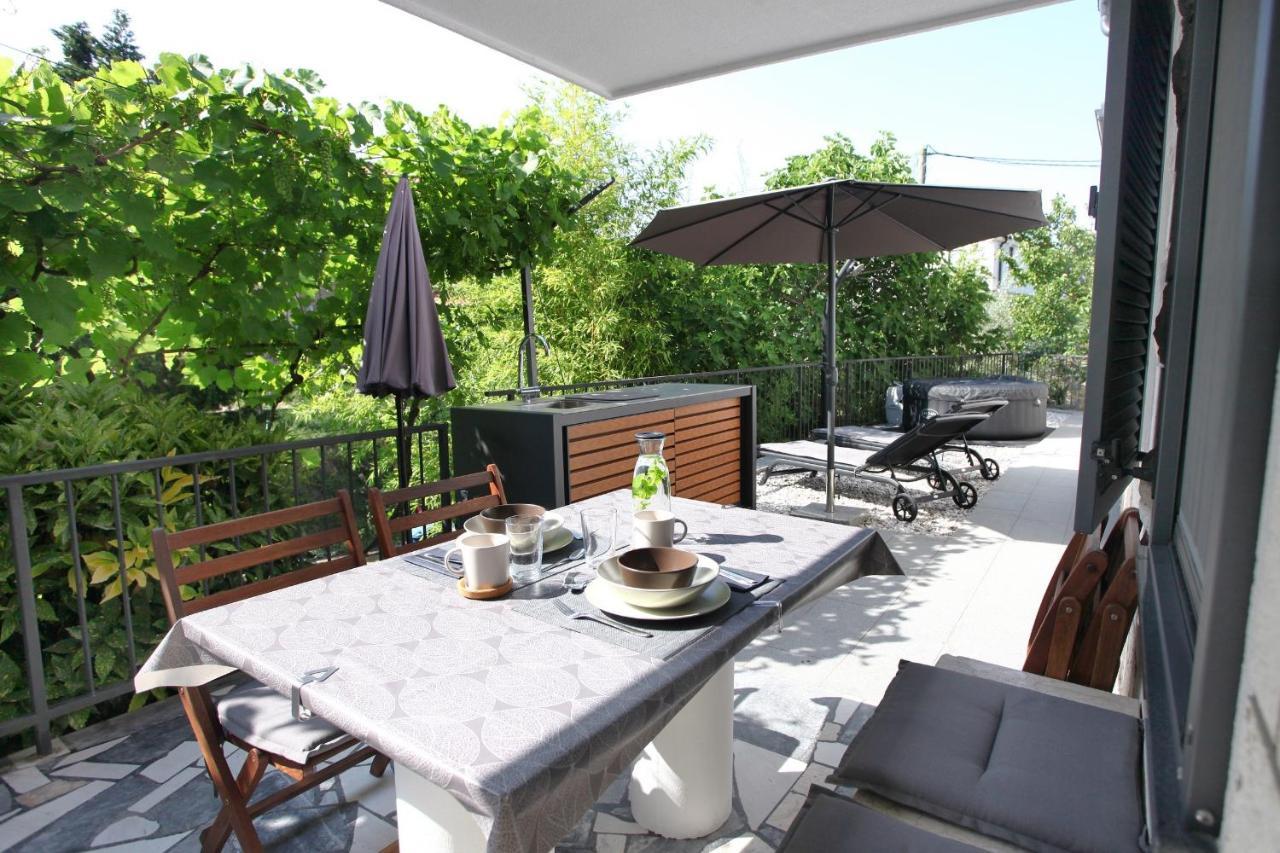Modern Apartment Parenzana Izma Portoroz Exterior photo